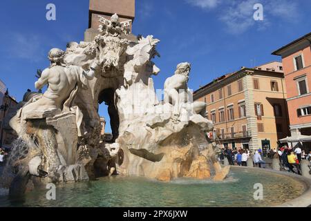 Fontaine de quatre ruisseaux, Piazza Navona, Rome, Italie Banque D'Images