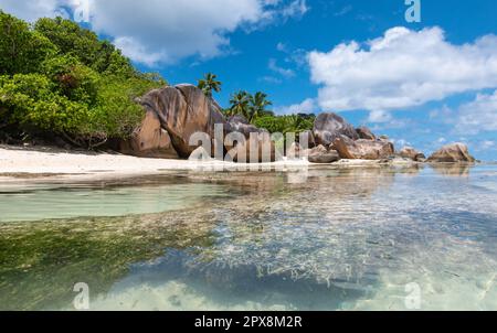 Magnifique paysage de plage d'Anse Source d argent, île de la Digue, Seychelles Banque D'Images