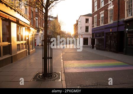 Tôt le matin lumière dans Hockey à Nottingham City, Nottinghamshire Angleterre Royaume-Uni Banque D'Images