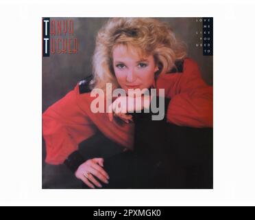 Tanya Tucker - Love Me Like You Used to - Vintage L.P Music Vinyl Record Banque D'Images