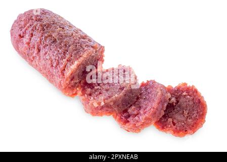Saucisse italienne en tranches cotechino isolée sur blanc avec un chemin d'écrêtage Banque D'Images