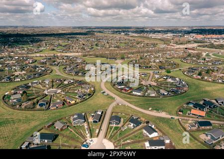 Le complexe de jardin circulaire de Brøndby Haveby. Il a été conçu par l'architecte paysagiste danois Erik Mygind. Banque D'Images