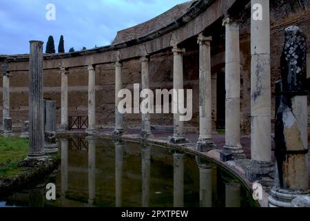 Théâtre maritime de Villa Adriana à Tivoli, Italie Banque D'Images