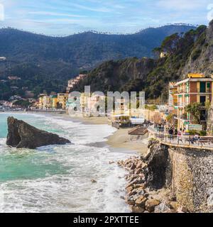 Plage à Monterosso al mare village situé à Cinque Terre, Italie Banque D'Images