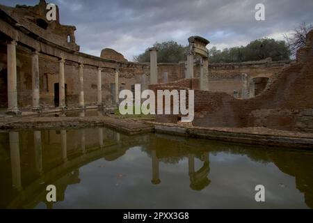 Théâtre maritime de Villa Adriana à Tivoli, Italie Banque D'Images