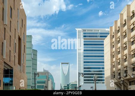 Bâtiments modernes dans le centre-ville de Riyad, Arabie Saoudite Banque D'Images