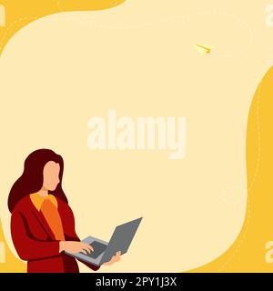 Femme d'affaires debout au coin de la rue. Femme tenant un ordinateur portable pour taper du texte. Banque D'Images