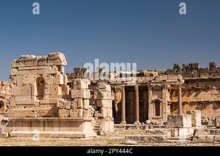 Baalbek, Grande cour, Temple de Jupiter, vallée de la Bekaa, Baalbek, Gouvernorat de Baalbek-Hermel, Liban, Moyen-Orient, Asie Banque D'Images