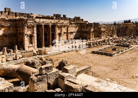 Baalbek, Grande cour, Temple de Jupiter, vallée de la Bekaa, Baalbek, Gouvernorat de Baalbek-Hermel, Liban, Moyen-Orient, Asie Banque D'Images