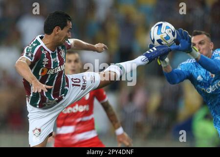 Rio de Janeiro, Brésil, 02th mai 2023. Paulo Henrique Ganso de Fluminense bataille pour possession avec Franco Armani de la plaque de rivière, pendant le match entre Fluminense et la plaque de rivière pour la ronde 3st du Groupe D de Libertadores 2023, au stade Maracana, à Rio de Janeiro, Brésil sur 02 mai. Photo: Daniel Castelo Branco/DiaEsportivo/Alay Live News Banque D'Images