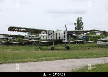 L'avion militaire de l'Union soviétique Antonov an-2 a été abandonné Banque D'Images