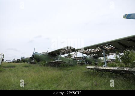 L'avion militaire de l'Union soviétique Antonov an-2 a été abandonné Banque D'Images