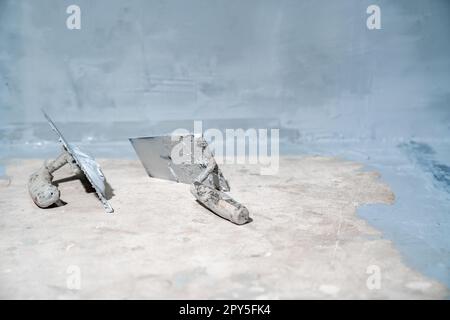 outils de maçonnerie pour la construction et la réparation de murs et de sols Banque D'Images