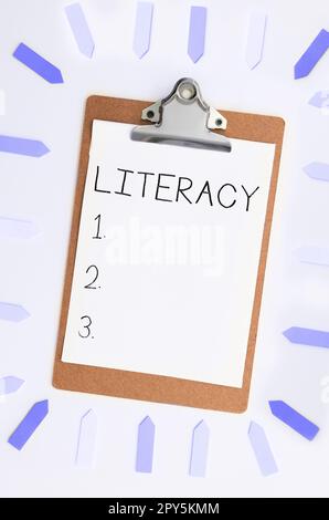 Inspiration montrant l'alphabétisation des signes. Concept signifie capacité à lire et à écrire des compétences ou des connaissances dans un domaine spécifique Banque D'Images