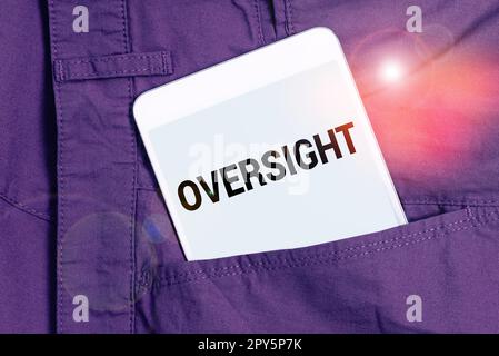 Légende de la présentation du système de surveillance. Vitrine d'affaires regarder organiser le travail pour s'assurer qu'il est fait correctement Banque D'Images