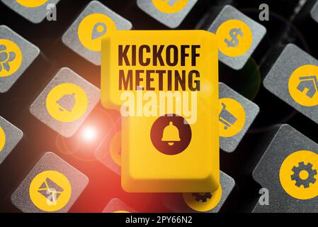 Écriture affichage de texte Kickoff Meeting. Aperçu des affaires discussion spéciale sur les légalités impliquées dans le projet Banque D'Images