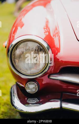 Phare de voiture d'époque et clignotant Banque D'Images