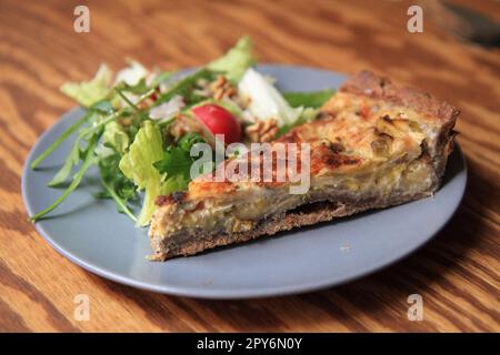 quiche (cuisine française) comme très bon fond de nourriture Banque D'Images