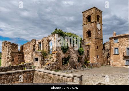 Un aperçu du centre de la ville fantôme de Celleno, Italie Banque D'Images