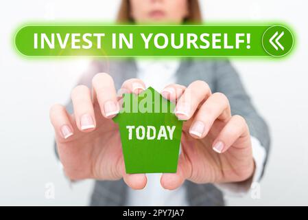 L'affichage conceptuel vous investit. Mot pour apprendre de nouvelles choses ou des matériaux rendant ainsi votre beaucoup mieux Banque D'Images