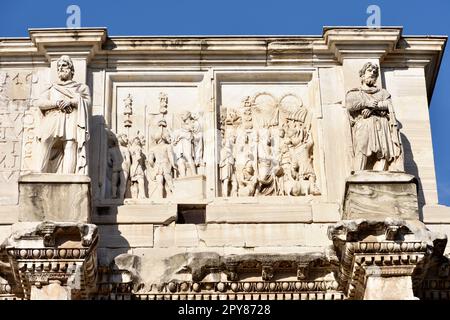 Italie, Rome, arche de Constantin, bas relief Banque D'Images