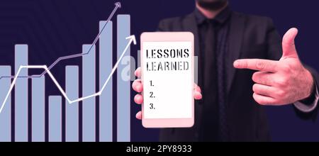 Légende conceptuelle leçons apprises. Idée d'entreprise promouvoir partager et utiliser les connaissances issues de l'expérience Banque D'Images