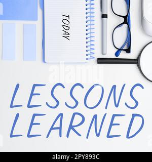 Affichage conceptuel leçons apprises. Approche commerciale promouvoir le partage et l'utilisation des connaissances issues de l'expérience Banque D'Images