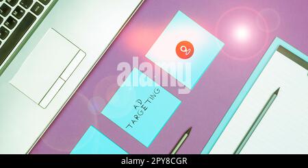 Légende conceptuelle ciblage publicitaire. Les idées d'affaires ciblent les publics les plus réceptifs avec certains traits Banque D'Images