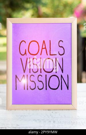 Texte d'écriture objectifs Vision Mission. Mot écrit sur le processus de planification pratique utilisé pour aider le groupe communautaire Banque D'Images
