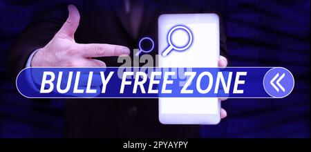 Affiche textuelle indiquant Bully Free zone. Mot pour être respectueux à d'autres brimades n'est pas autorisé ici Banque D'Images