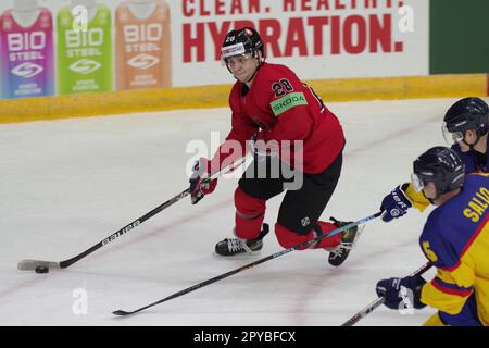 Nottingham, le 30 avril 2023. Egidijus Binkulis jouant pour la Lituanie contre la Roumanie lors d'un match du Championnat du monde de hockey sur glace 2023 de l'IIHF, Division I, Groupe A, à l'arène Motorpoint, Nottingham. Crédit : Colin Edwards Banque D'Images