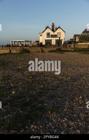 Vieux pub Neptune le 6th octobre 2022 à Whitstable Beach à Whitstable, Kent, Angleterre. Crédit : nouvelles SMP Banque D'Images