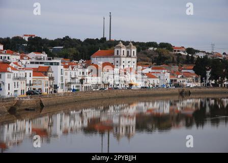 Fotografia de Alcácer do Sal - Portugal - vue panoramique Banque D'Images