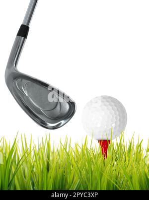 Jeu de golf avec le club frappant une balle sur la pelouse Banque D'Images