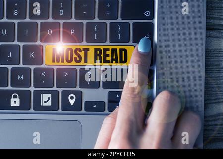 Légende conceptuelle très lue. Internet concept un morceau de littérature ou d'écriture considéré important ou classique Banque D'Images