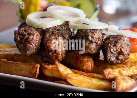 cevapcici avec frites Banque D'Images