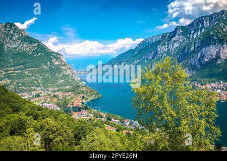 Vue panoramique aérienne sur le lac de Côme près de Lecco Banque D'Images