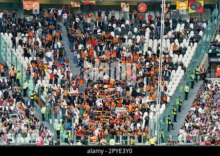 Turin, Italie. 03rd mai 2023. Supporters of US Lecce pendant Juventus FC vs US Lecce, football italien série A match à Turin, Italie, 03 mai 2023 crédit: Agence de photo indépendante/Alamy Live News Banque D'Images