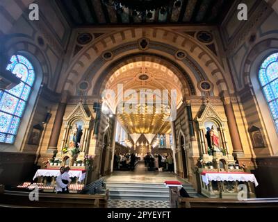 Stockholm, Suède. 22nd décembre 2022. STOCKHOLM, SUÈDE - le 01 MAI 2023 - les prêtres de l'Église catholique grecque ukrainienne de Suède et du Danemark tiennent un service en mémoire du Saint martyr, Archimandrite Klyment Sheptytsky, à Stockholm, en Suède. Credit: UKRINFORM/Alamy Live News Banque D'Images