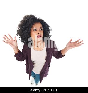 Je ne crois pas avoir donné tout cet espace de copie. Photo en studio d'une jeune femme qui se hante sur un fond blanc. Banque D'Images