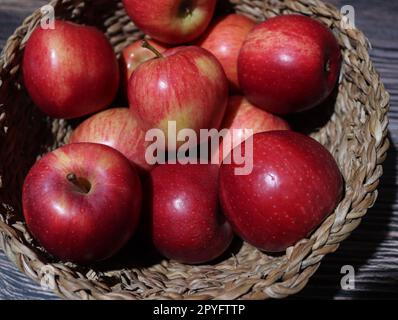 délicieux appétissant pommes rouges délice aux fruits naturels Banque D'Images