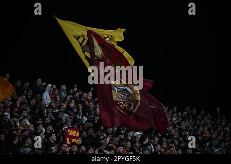 Monza, Italie, 03/05/2023, EN TANT que Roma Supporters pendant la série italienne Un match de football entre AC Monza et AS Roma le 3 mai 2023 au stade U-Power de Monza, Italie. Photo Tiziano Ballabio Banque D'Images