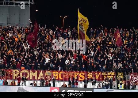Monza, Italie - 03/05/2023, EN TANT que Roma Supporters pendant le championnat italien Serie Un match de football entre AC Monza et COMME Roma sur 3 mai 2023 au stade U-Power de Monza, Italie - photo Luca Rossini / E-Mage Banque D'Images