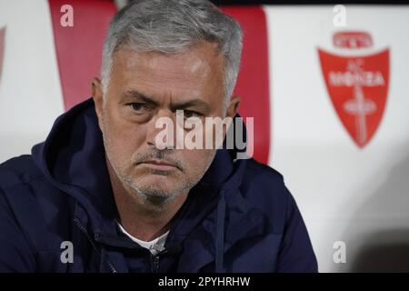 Monza, Italie. 04th mai 2023. José Mourinho (EN tant que Roma) pendant le championnat italien Serie Un match de football entre AC Monza et EN TANT que Roma sur 4 mai 2023 au stade U-Power à Monza, Italie - photo Alessio Morgese / E-Mage crédit: Alessio Morgese / Alay Live News Banque D'Images