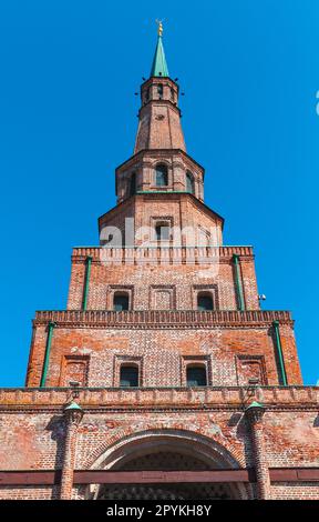 La tour Soyembika, également appelée mosquée Khans, l'un des monuments et des symboles architecturaux les plus familiers de Kazan, République du Tatarstan, Russie Banque D'Images