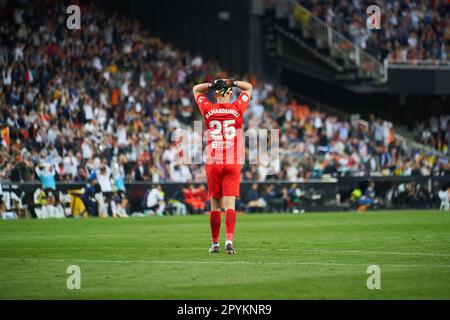 Valence, Espagne. 03rd mai 2023. Giorgi Mamardashvili de Valence CF réagit pendant la saison régulière LaLiga Santander Round 33 entre Valence et Villarreal au stade Mestalla. Score final; Valencia CF 1:1 Villarreal CF. Crédit : SOPA Images Limited/Alamy Live News Banque D'Images