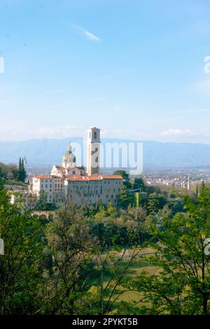 La basilique catholique église Saint Mary Basilique Santuario della Madonna di Monte Berico par Vicenza, Italie Banque D'Images