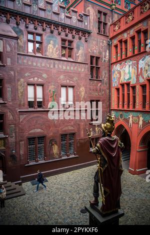 Cour de l'Hôtel de ville ou du Rathaus à la Basel à la place du marché dans la vieille ville, Suisse Banque D'Images