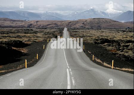 Route 42 sur la péninsule de Reykjanes, Islande. Banque D'Images