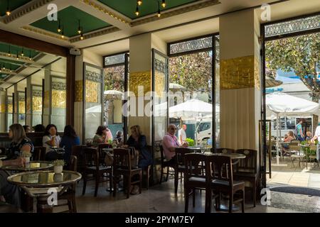 Célèbre café Brasileira, intérieur, Braga, Minho, Portugal Banque D'Images